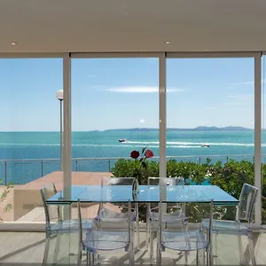 https://apartment-rocamar-26.catalonia-hotels.com